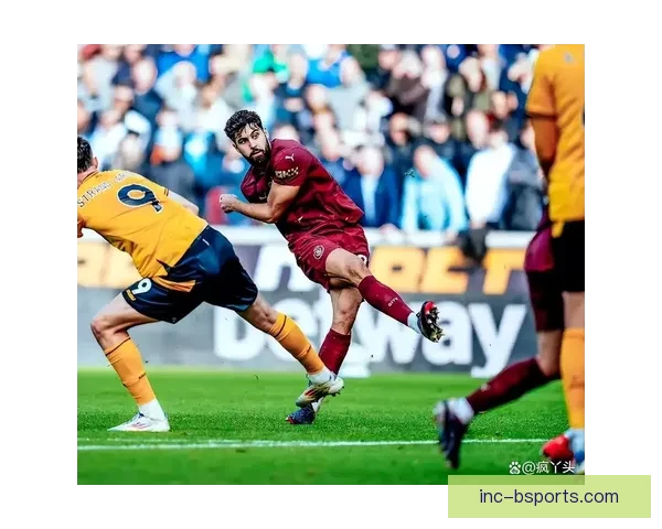 乌加特补时绝杀完成惊天逆转球队晋级足坛新传奇 乌加特补时绝杀完成惊天逆转球队晋级足坛新传奇