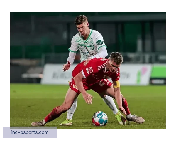 卢顿主帅罗伯埃德华兹打造硬朗战术风格引领球队新征程