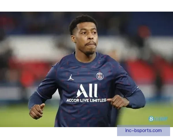 巴黎圣日耳曼官方宣布金彭贝回归轻度训练状态